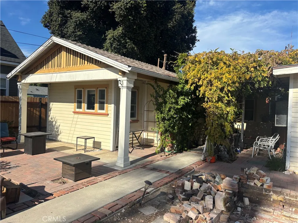 349 Pine Orange, CA 92866