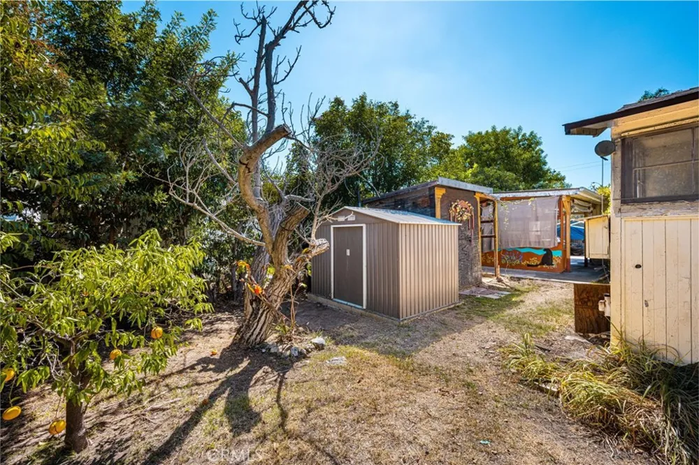 349 Pine Orange, CA 92866