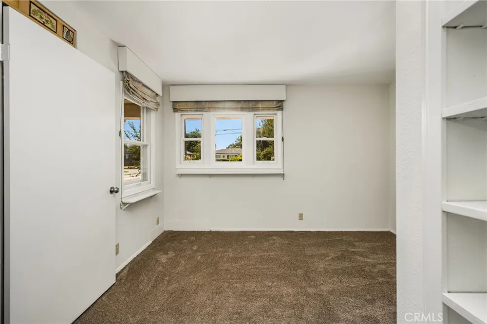 349 Pine Orange, CA 92866