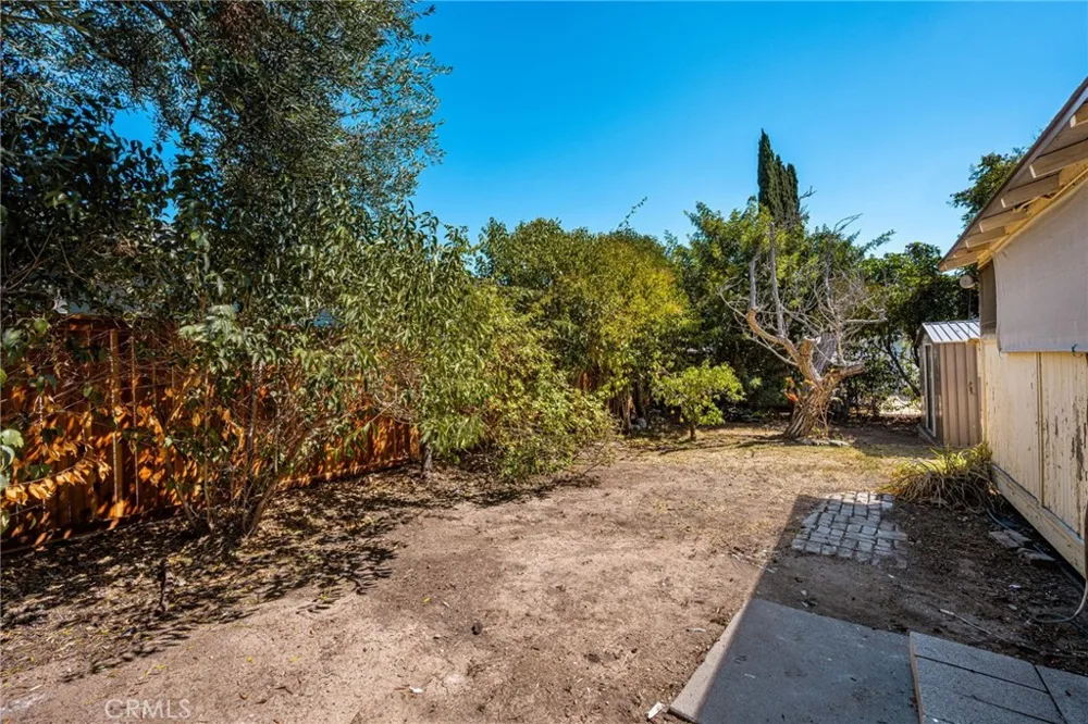 349 Pine Orange, CA 92866