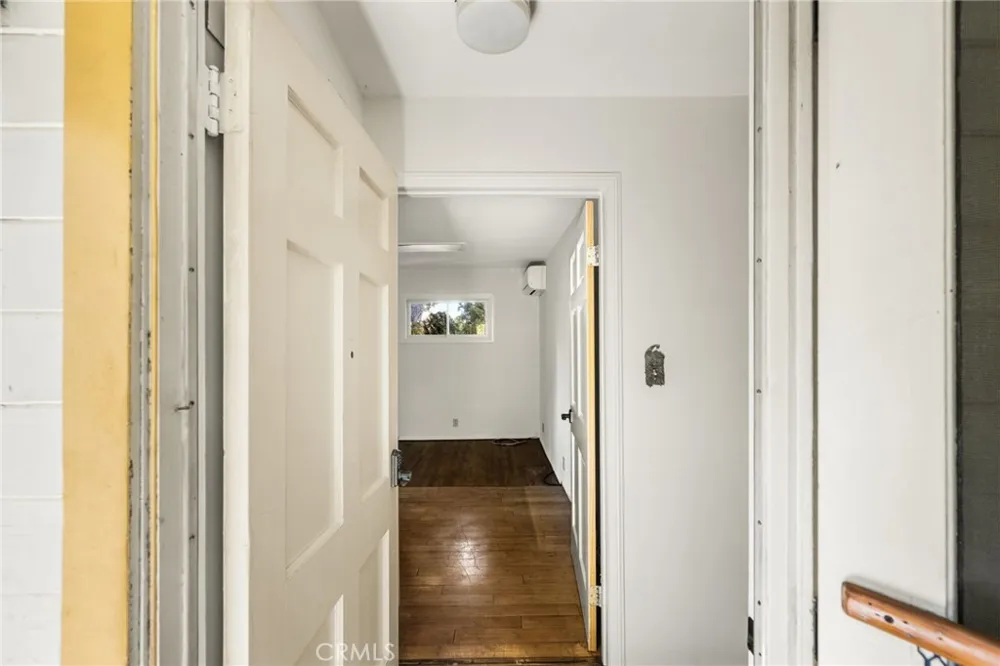 349 Pine Orange, CA 92866
