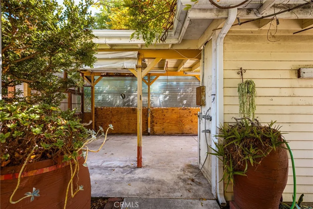 349 Pine Orange, CA 92866