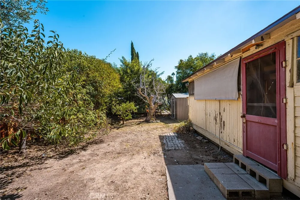 349 Pine Orange, CA 92866