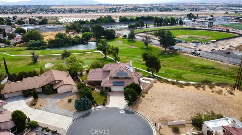 12519 Elmcroft Victorville, CA 92395