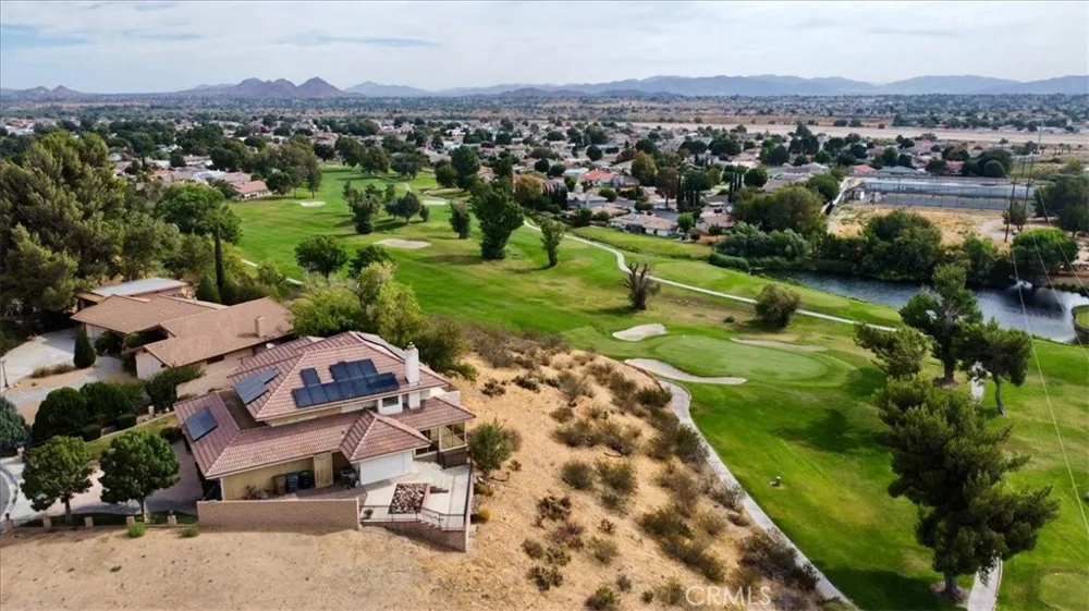 12519 Elmcroft Victorville, CA 92395