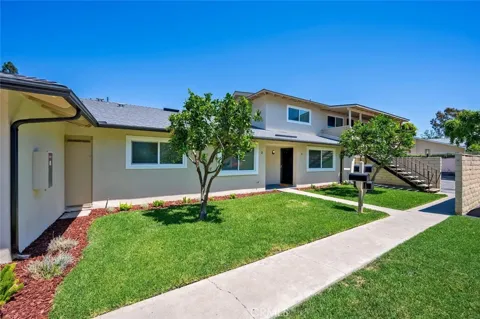 2620 W Aurora #4