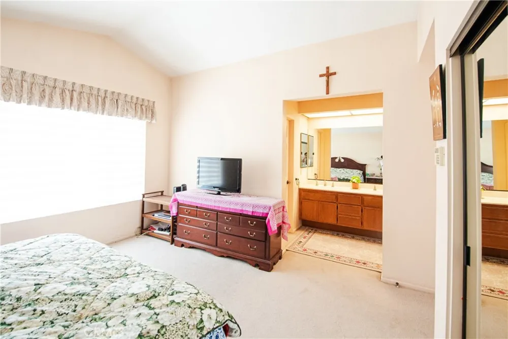 5044 Allington St Lakewood, CA 90712