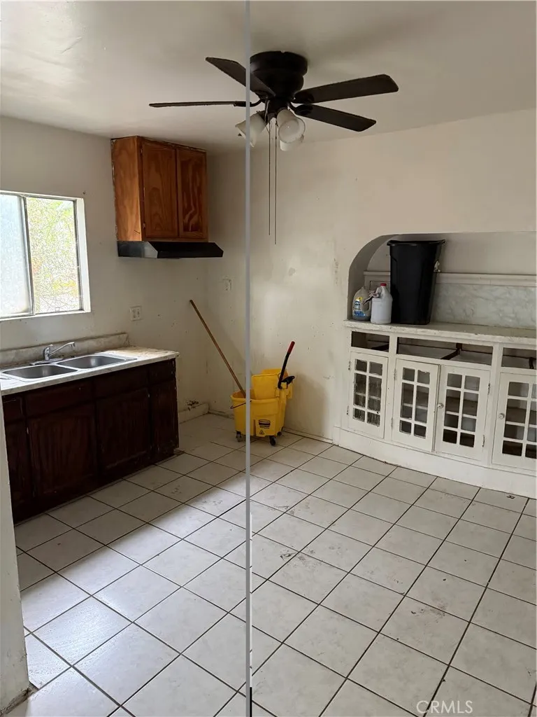 5611 S Normandie Los Angeles, CA 90037