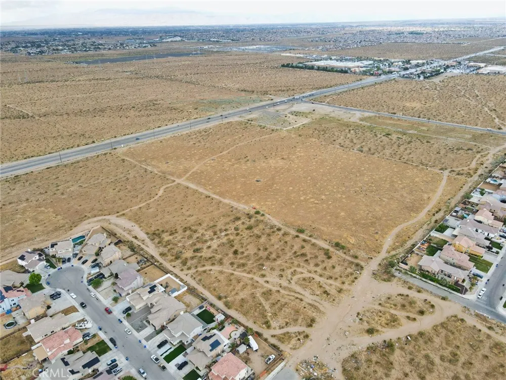 Pearmain Adelanto, CA 92301