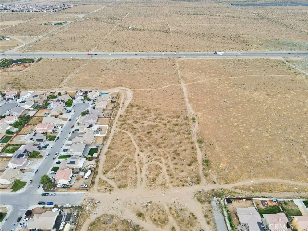 Pearmain Adelanto, CA 92301