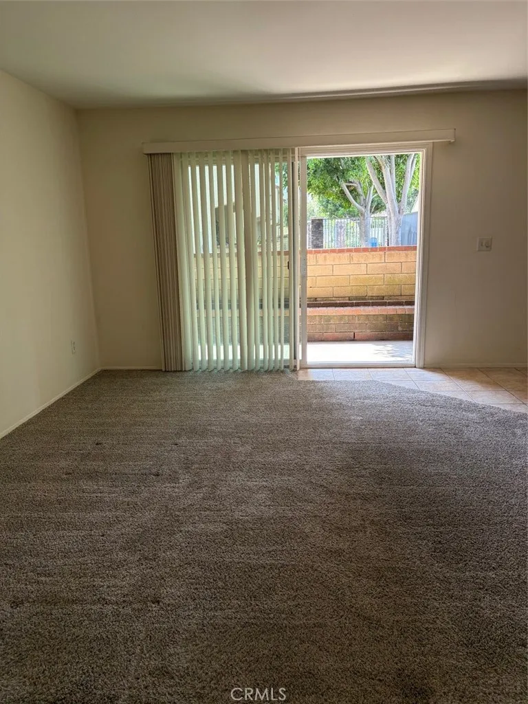 700 W La Veta Orange, CA 92868