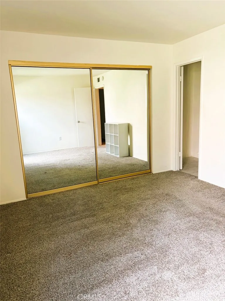 700 W La Veta Orange, CA 92868