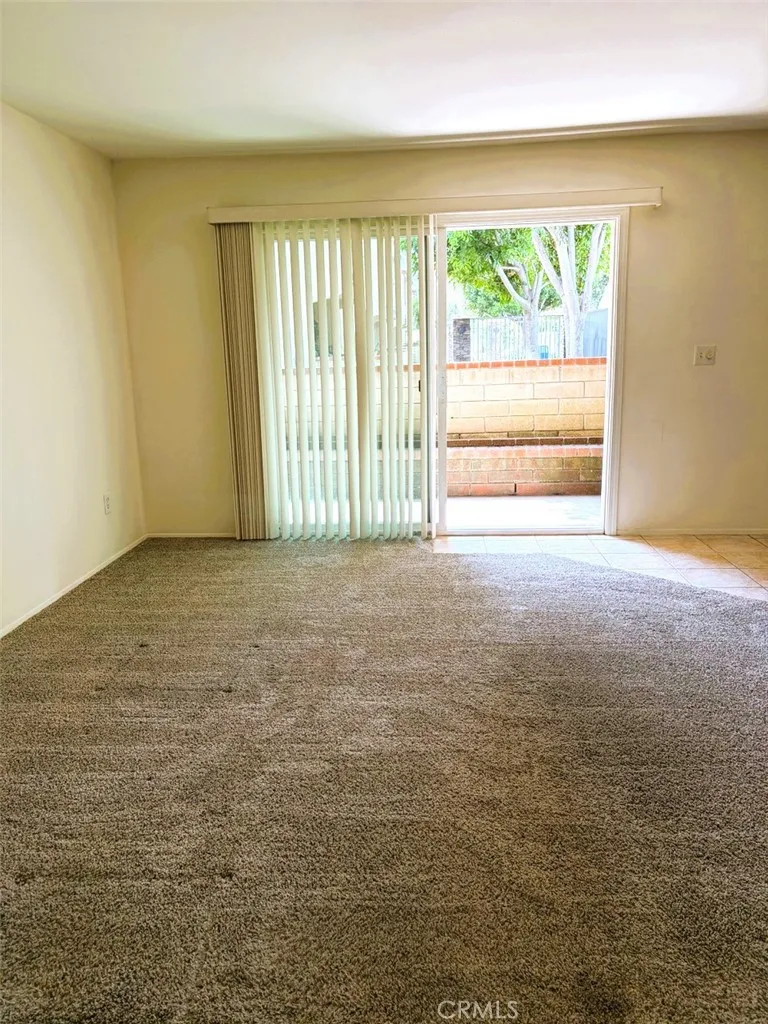 700 W La Veta Orange, CA 92868