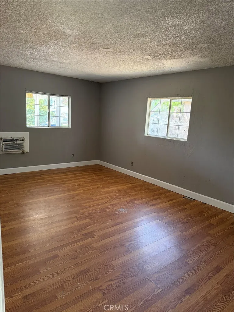 6603 Mitad Court San Bernardino, CA 92404