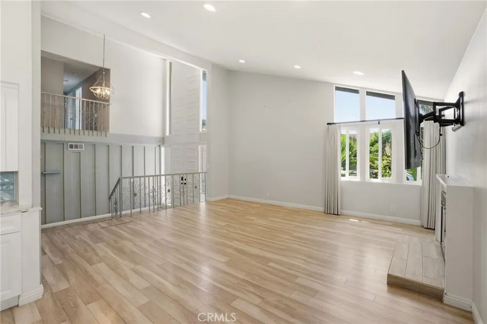 1618 Salmon Placentia, CA 92870