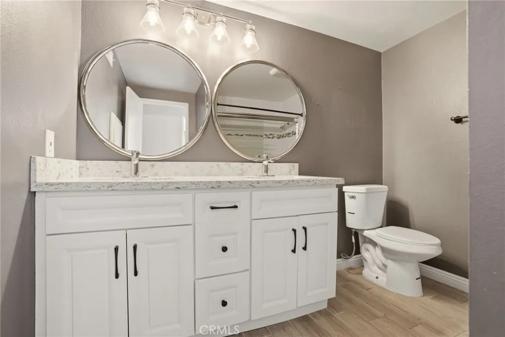 1618 Salmon Placentia, CA 92870