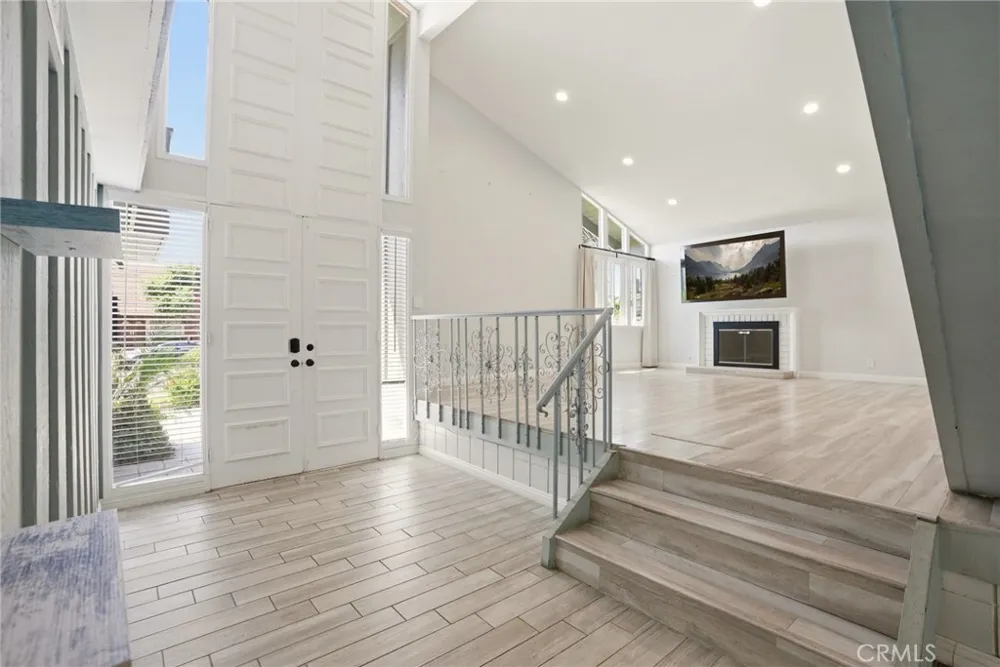 1618 Salmon Placentia, CA 92870