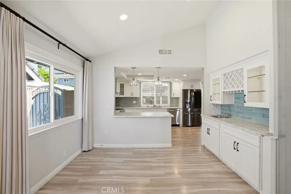 1618 Salmon Placentia, CA 92870