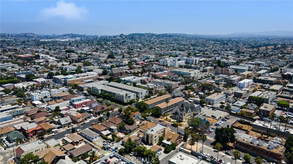 2202 Michigan Avenue Los Angeles, CA 90033