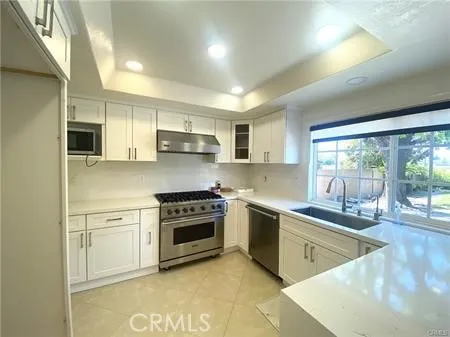 11095 Begonia Avenue Fountain Valley, CA 92708