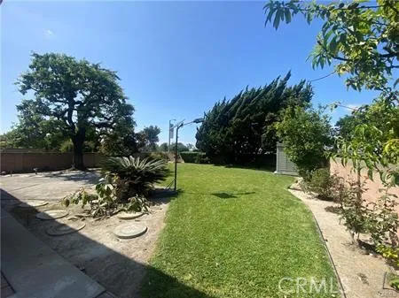 11095 Begonia Avenue Fountain Valley, CA 92708