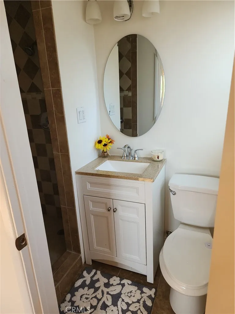 11442 Pomering Road Downey, CA 90241