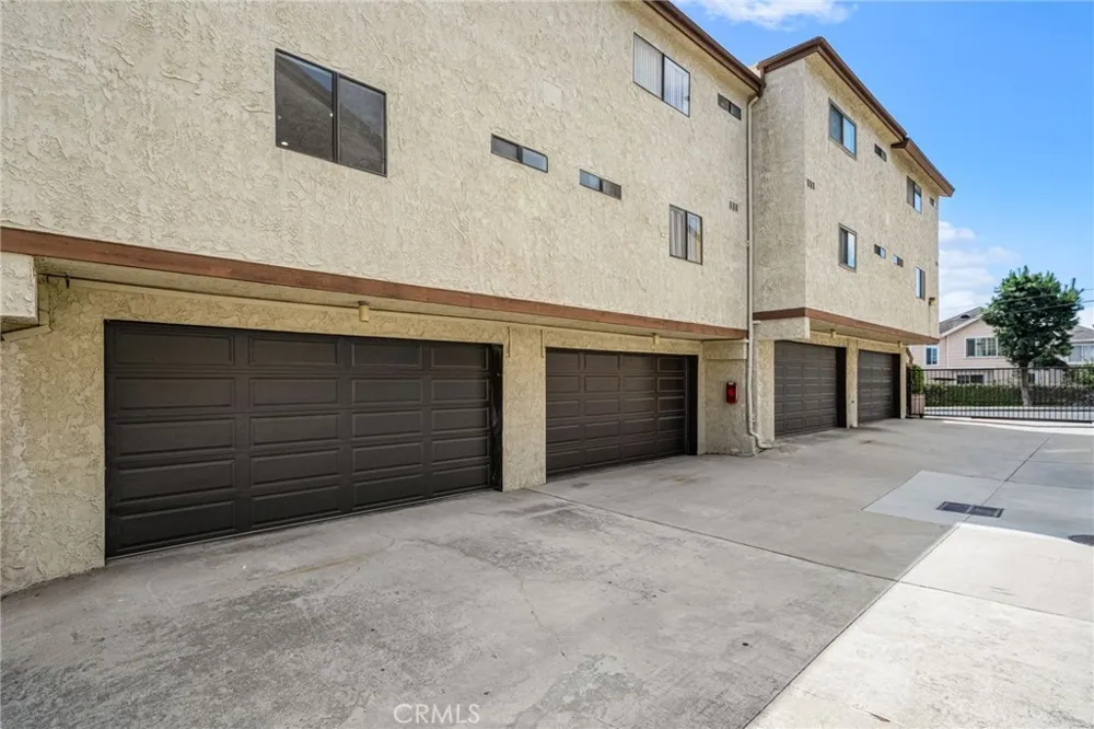 2333 241st Street #19 Lomita, CA 90717
