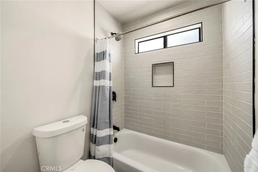 2333 241st Street #19 Lomita, CA 90717