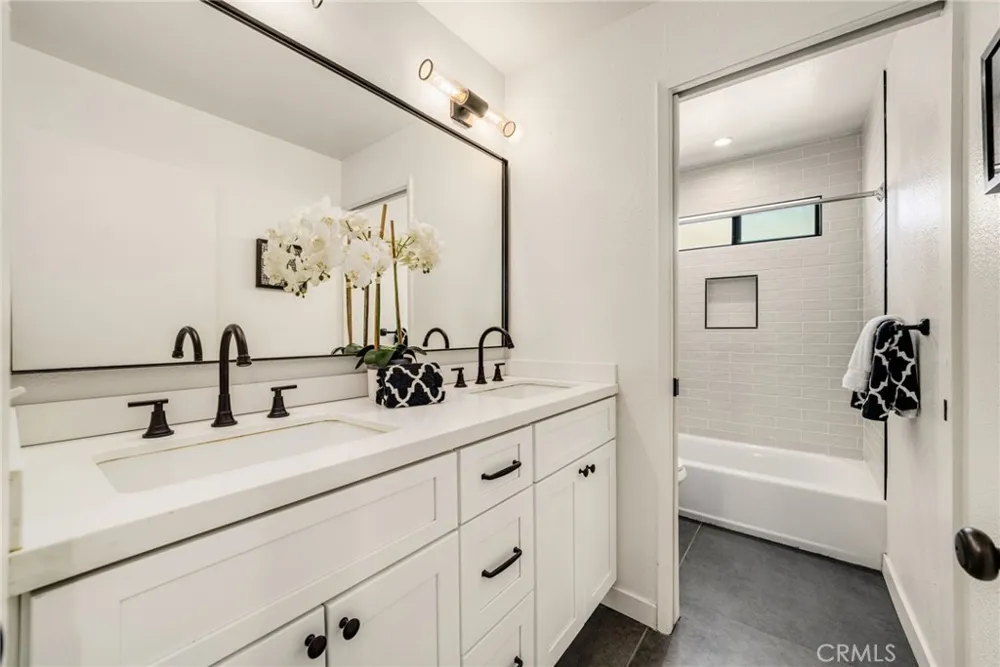 2333 241st Street #19 Lomita, CA 90717