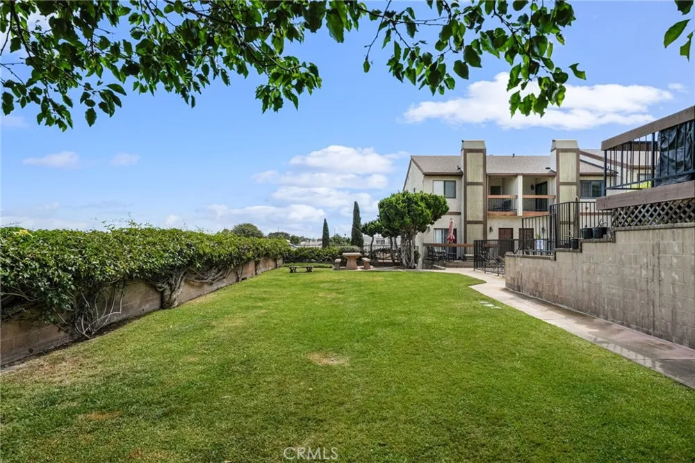 2333 241st Street #19 Lomita, CA 90717