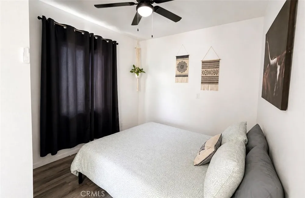 3328 Mohawk Riverside, CA 92503