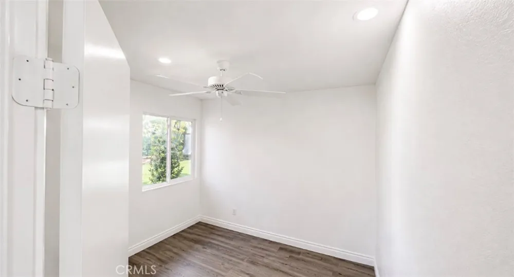 3328 Mohawk Riverside, CA 92503