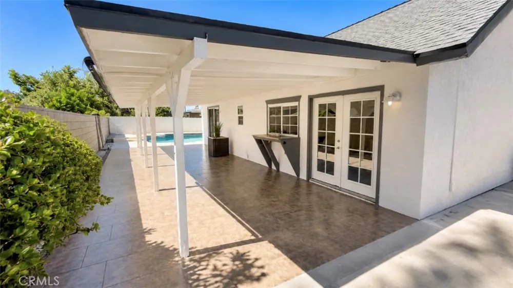 3328 Mohawk Riverside, CA 92503