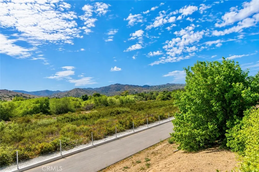 6035 Nicosia Way Yorba Linda, CA 92887