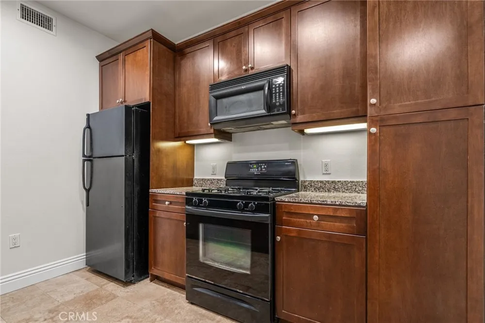 2108 Scholarship Irvine, CA 92612