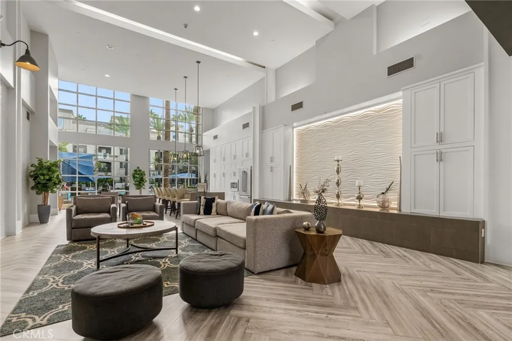2108 Scholarship Irvine, CA 92612