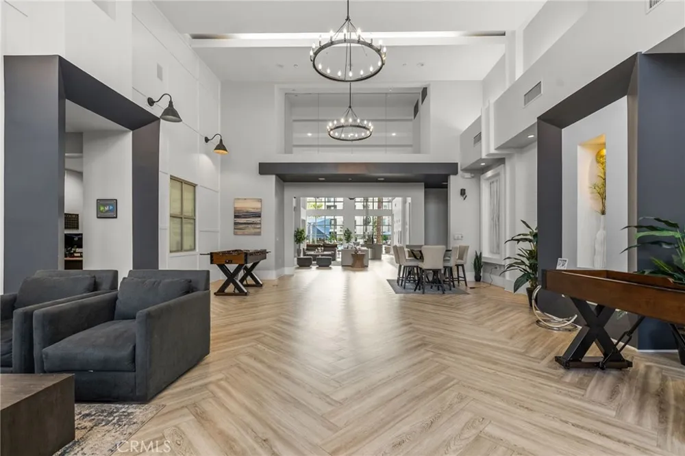 2108 Scholarship Irvine, CA 92612