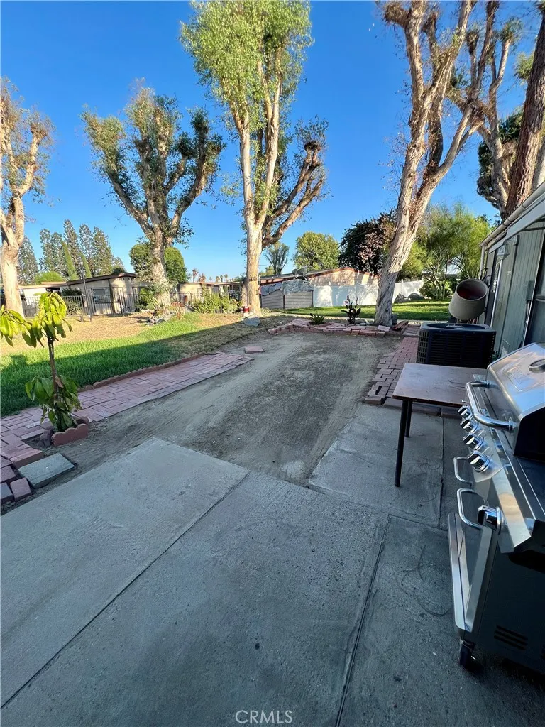 1601 S Garey Avenue #120 Pomona, CA 91766