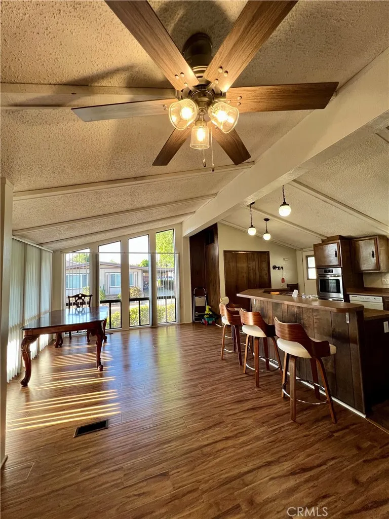 1601 S Garey Avenue #120 Pomona, CA 91766