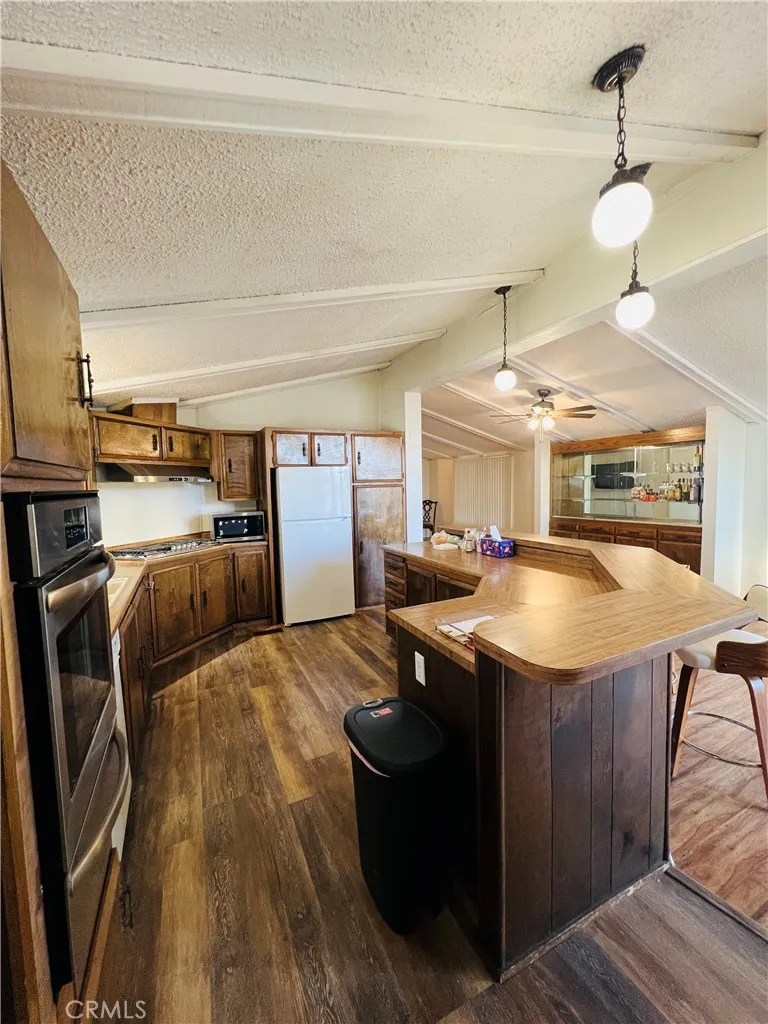 1601 S Garey Avenue #120 Pomona, CA 91766