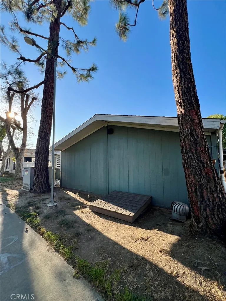 1601 S Garey Avenue #120 Pomona, CA 91766