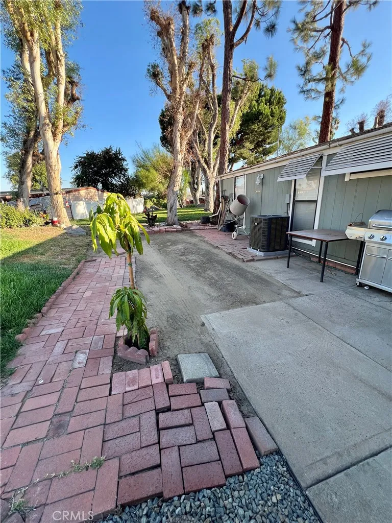 1601 S Garey Avenue #120 Pomona, CA 91766