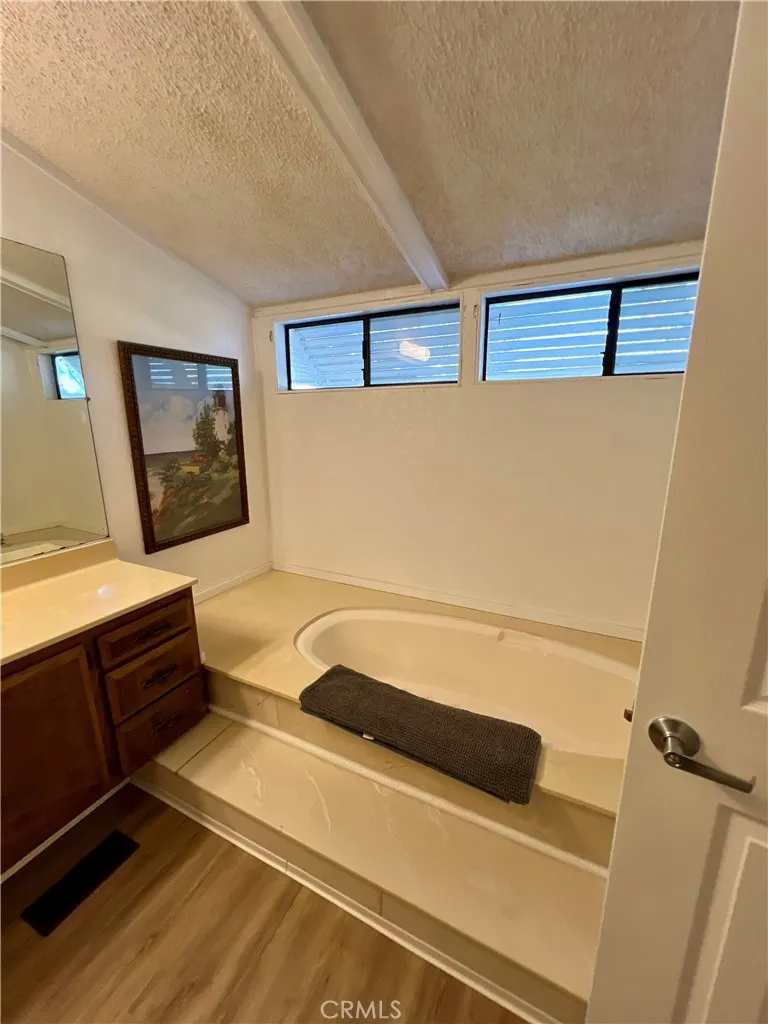 1601 S Garey Avenue #120 Pomona, CA 91766