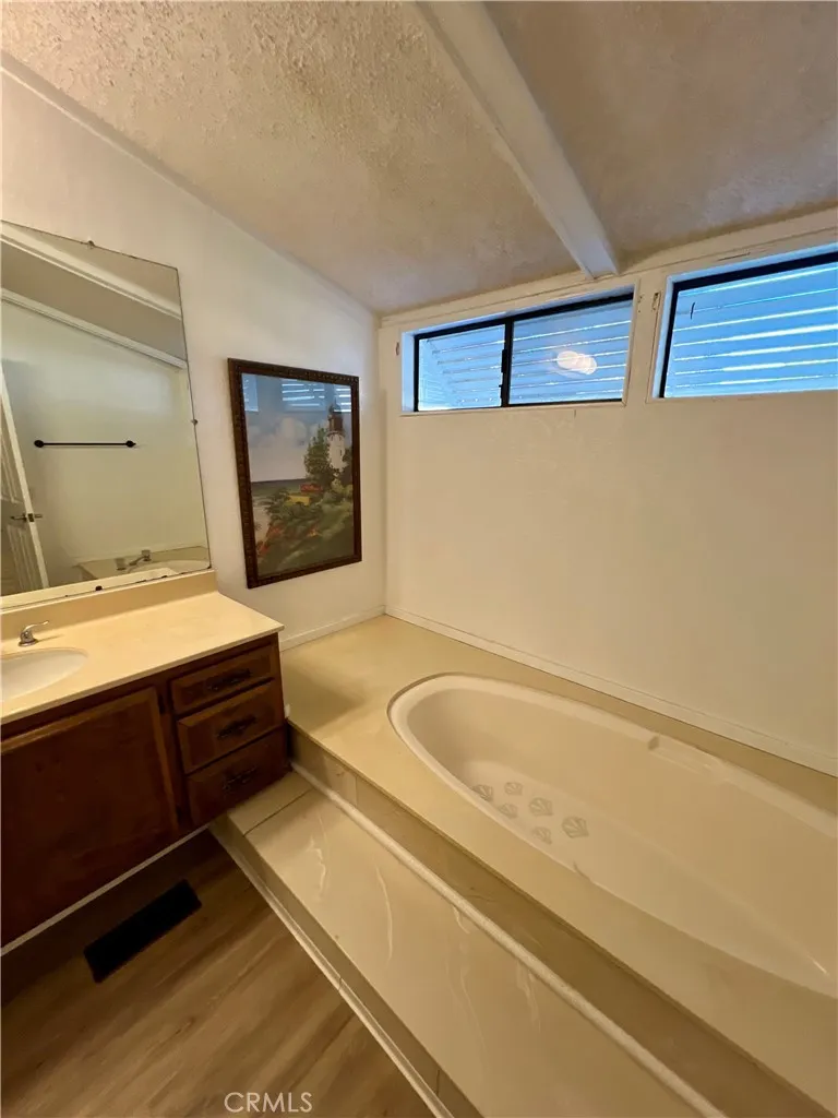 1601 S Garey Avenue #120 Pomona, CA 91766