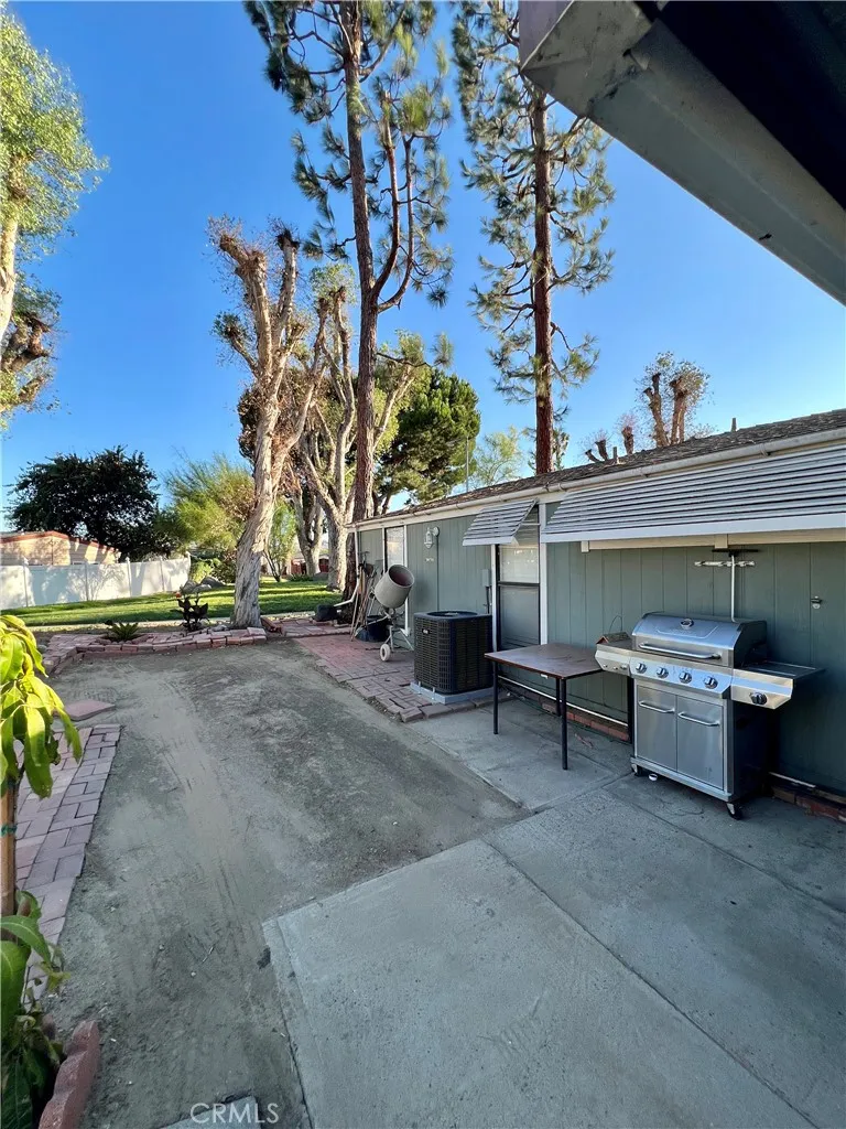 1601 S Garey Avenue #120 Pomona, CA 91766