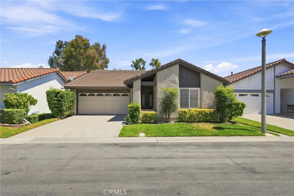 27754 Via Rodrigo Mission Viejo, CA 92692