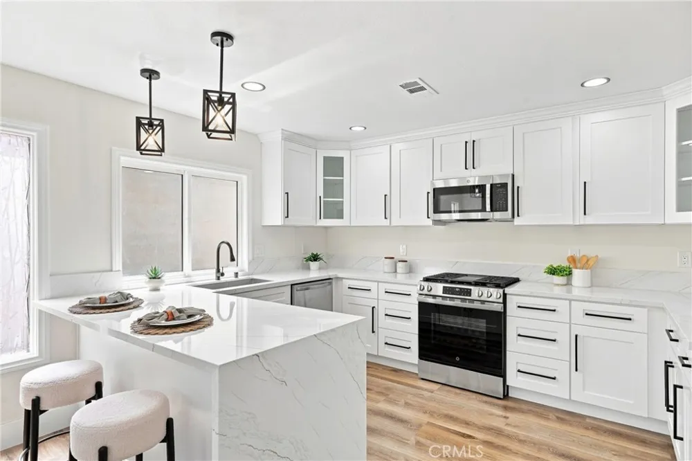 27754 Via Rodrigo Mission Viejo, CA 92692