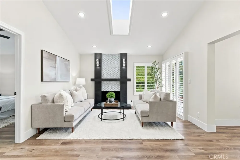 27754 Via Rodrigo Mission Viejo, CA 92692
