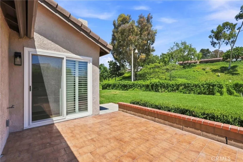 27754 Via Rodrigo Mission Viejo, CA 92692