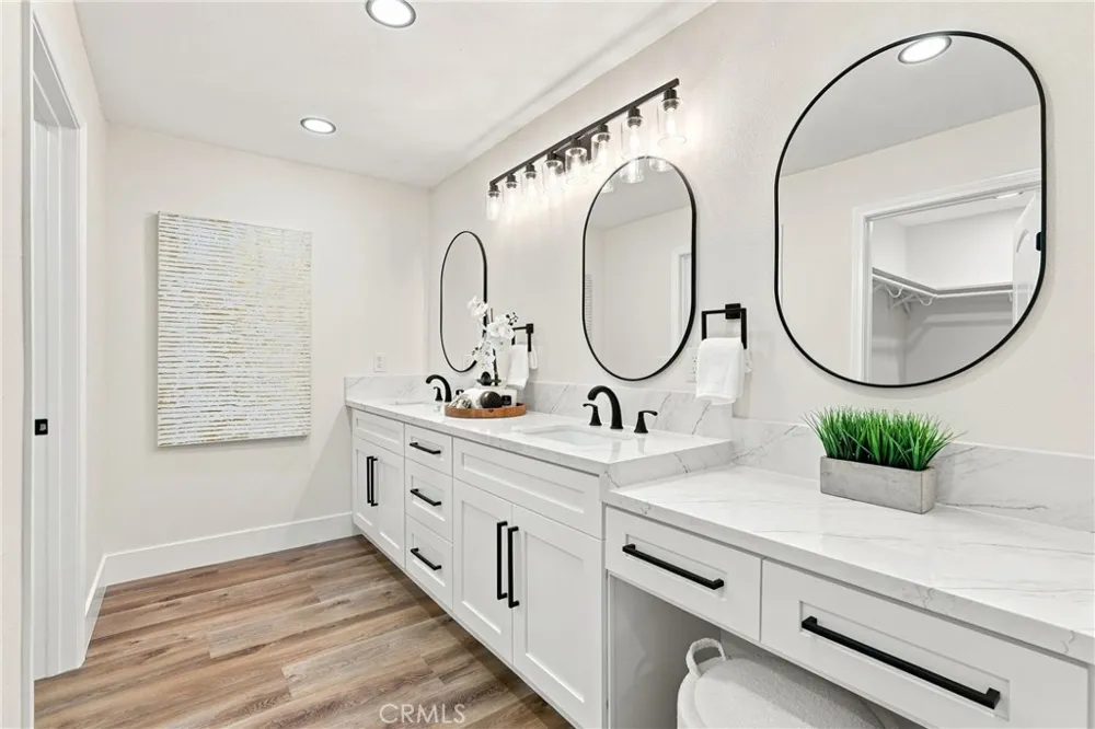 27754 Via Rodrigo Mission Viejo, CA 92692